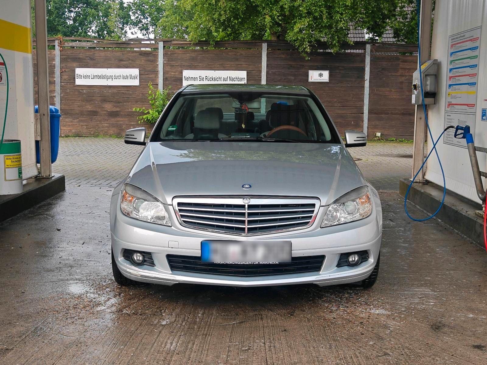 Mercedes-Benz C 180