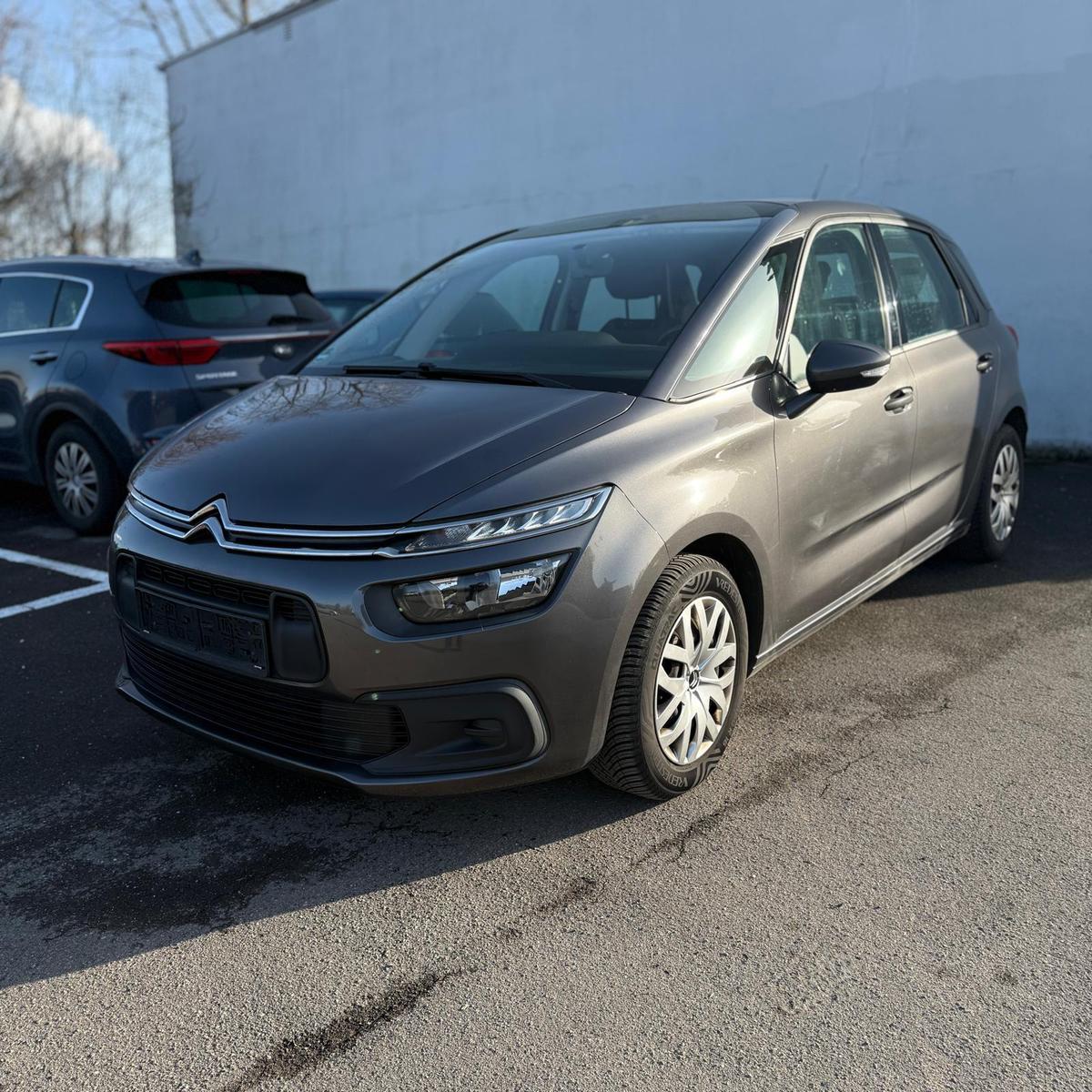 Citroën C4 Picasso 1.2 PureTech 110 Live 81 kW (110 P...
