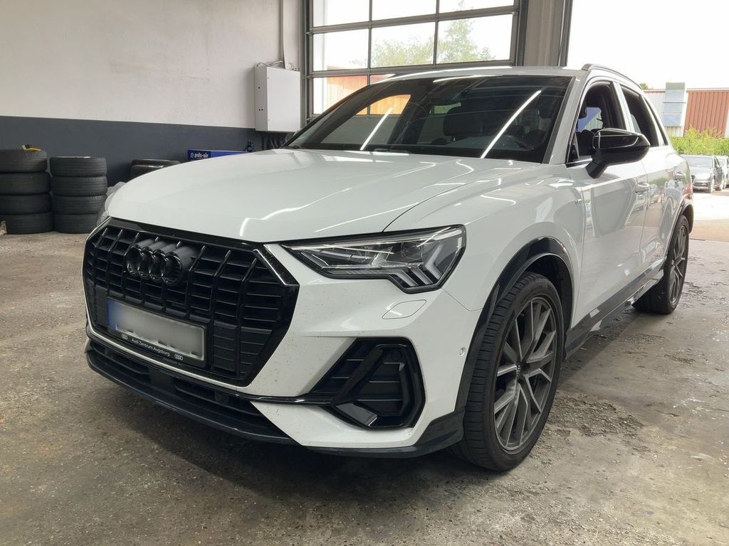 Image of Audi Q3