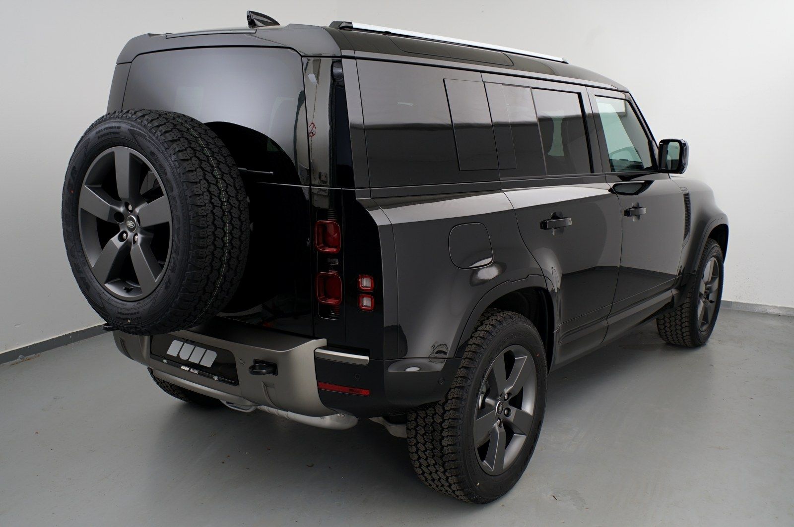 Land Rover Defender 110 D300 X-Danmic HSE AHK Pano HUD ACC foto 2