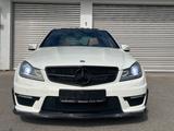 Mercedes-Benz C 63 AMG*Sport*Leder*Xenon*LED*Harman&Kardon*19" - gebrauchte Mercedes-Benz C 63 AMG aus dem Jahr 2012