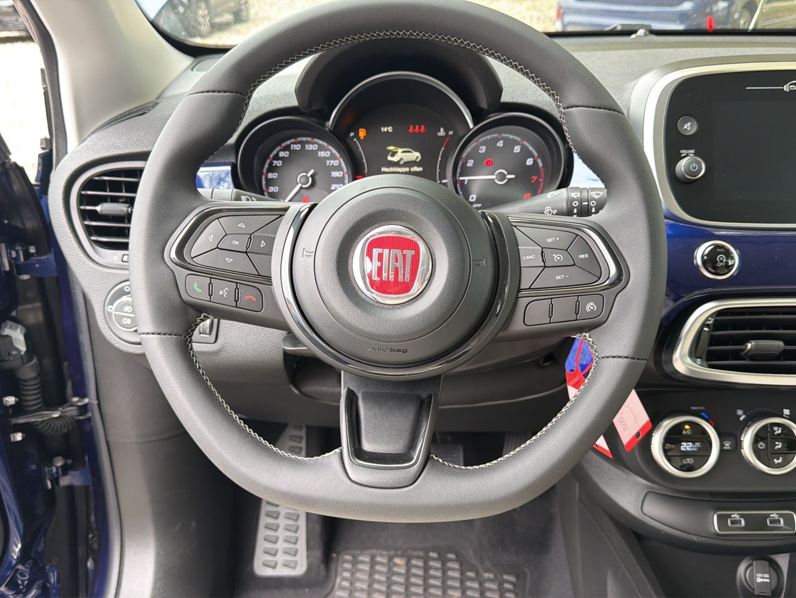 Fahrzeugabbildung Fiat 500X Yacht Club Capri