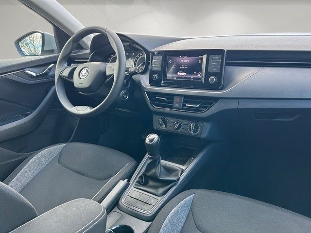 Fahrzeugabbildung SKODA Scala 1.0TSI Active LED+SPURHALTE+BT+USB+++