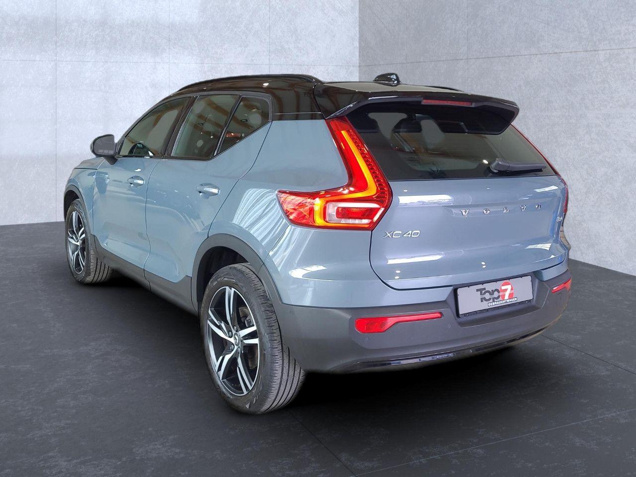 Volvo XC 40 R Design 2WD Bluetooth Navi LED Vollleder