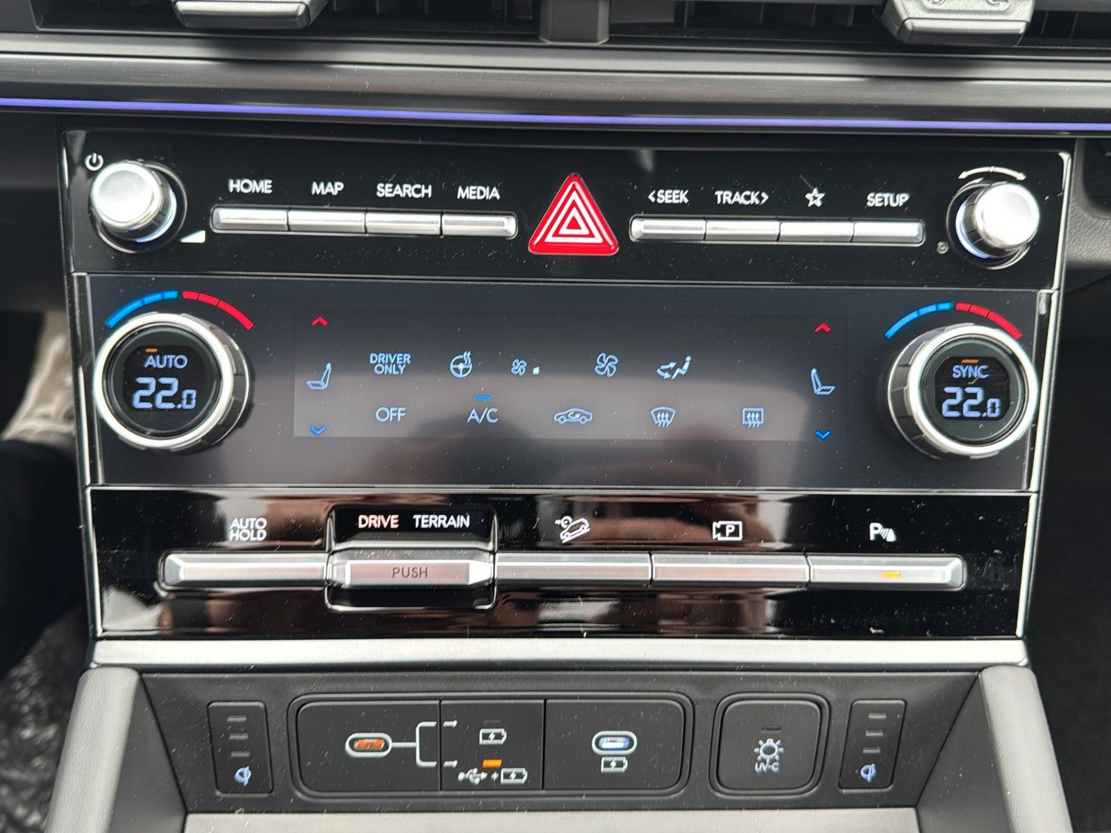Hyundai SANTA FE - Bild 17