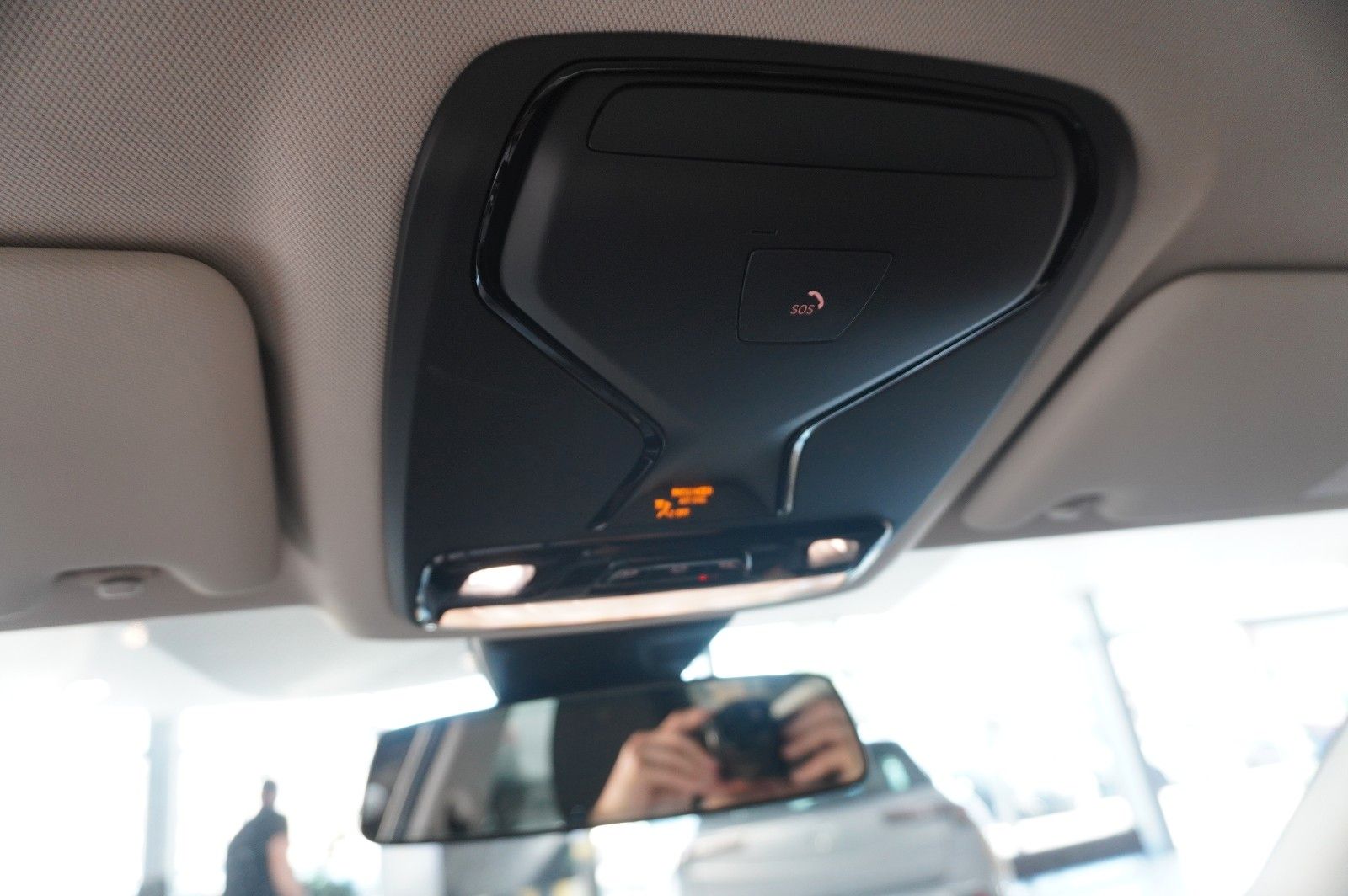 Fahrzeugabbildung BMW 320D TOURING X-DRIVE NAVI/LED/VIRTU./SHZ/DAB+