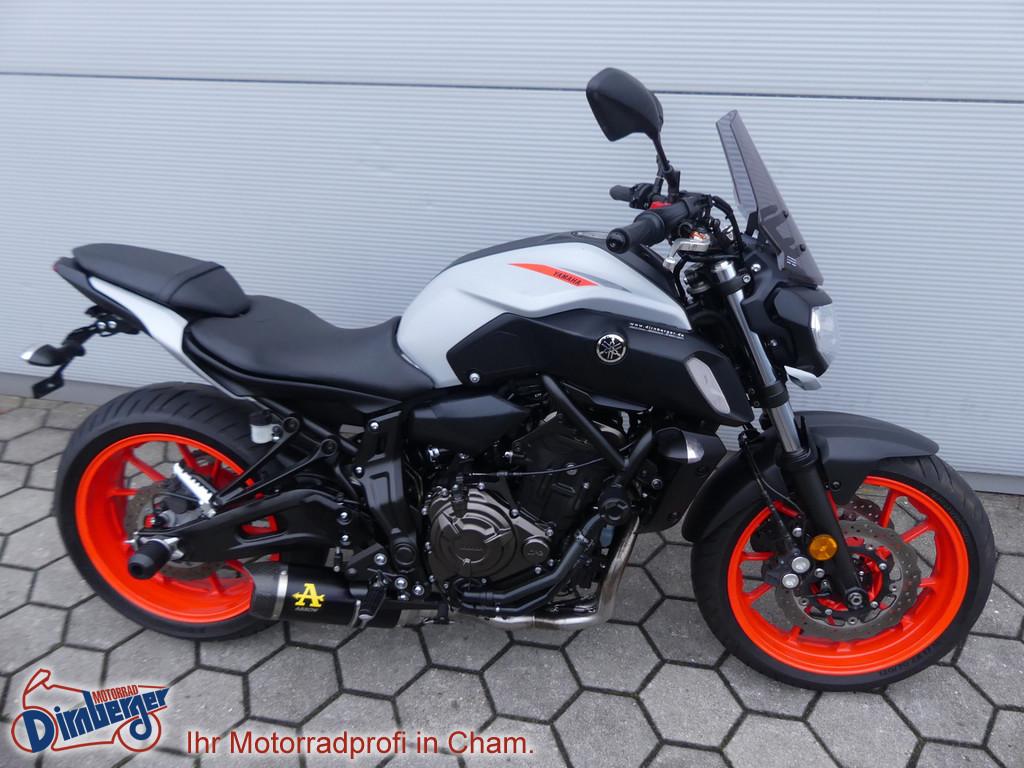 Yamaha MT-07 Auspuff Tieferlegung-mit 2630,- Zubehör