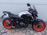 Yamaha MT-07 Auspuff Tieferlegung-mit 2630,- Zubehör - MT 07