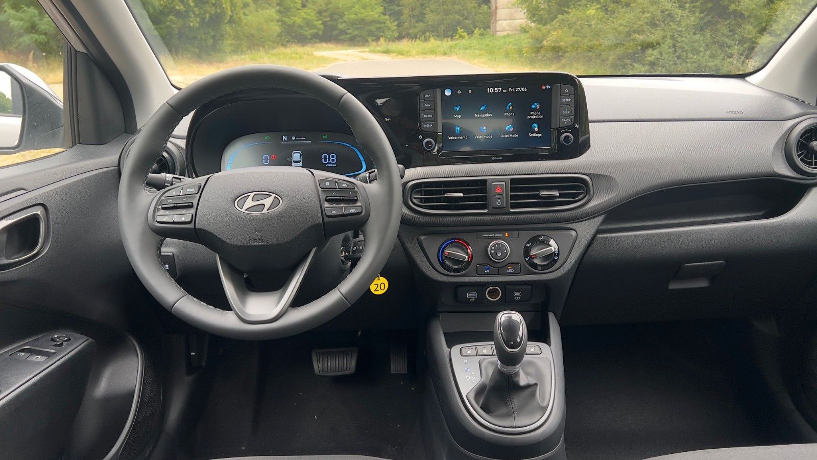 Fahrzeugabbildung Hyundai i10 Trend 1.0 AMT *Navi*RFKamera*PDC*Klima*