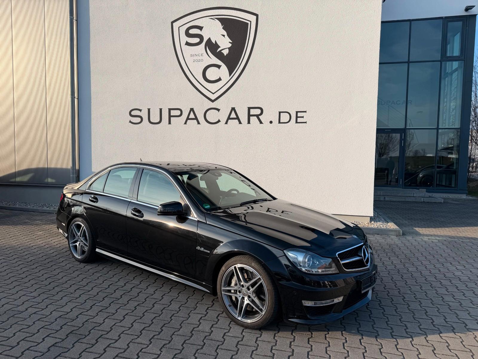 Mercedes-Benz C63 AMG Lim*W204*dt. Auto*SD*el. Sz. memory*H&K