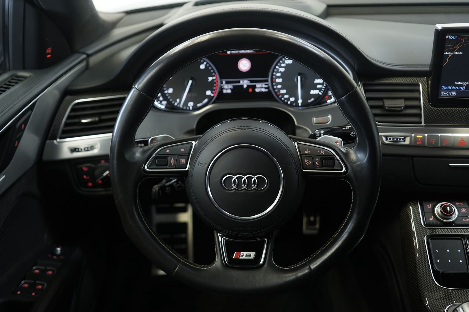 Audi S8