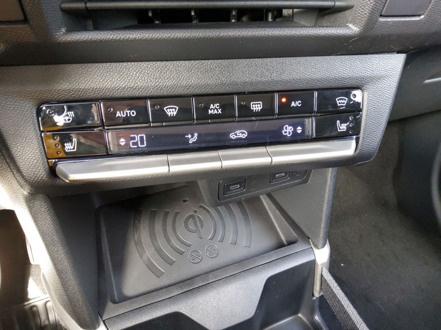 Fahrzeugabbildung Opel Frontera GS Hybrid Tech Paket Allwetter