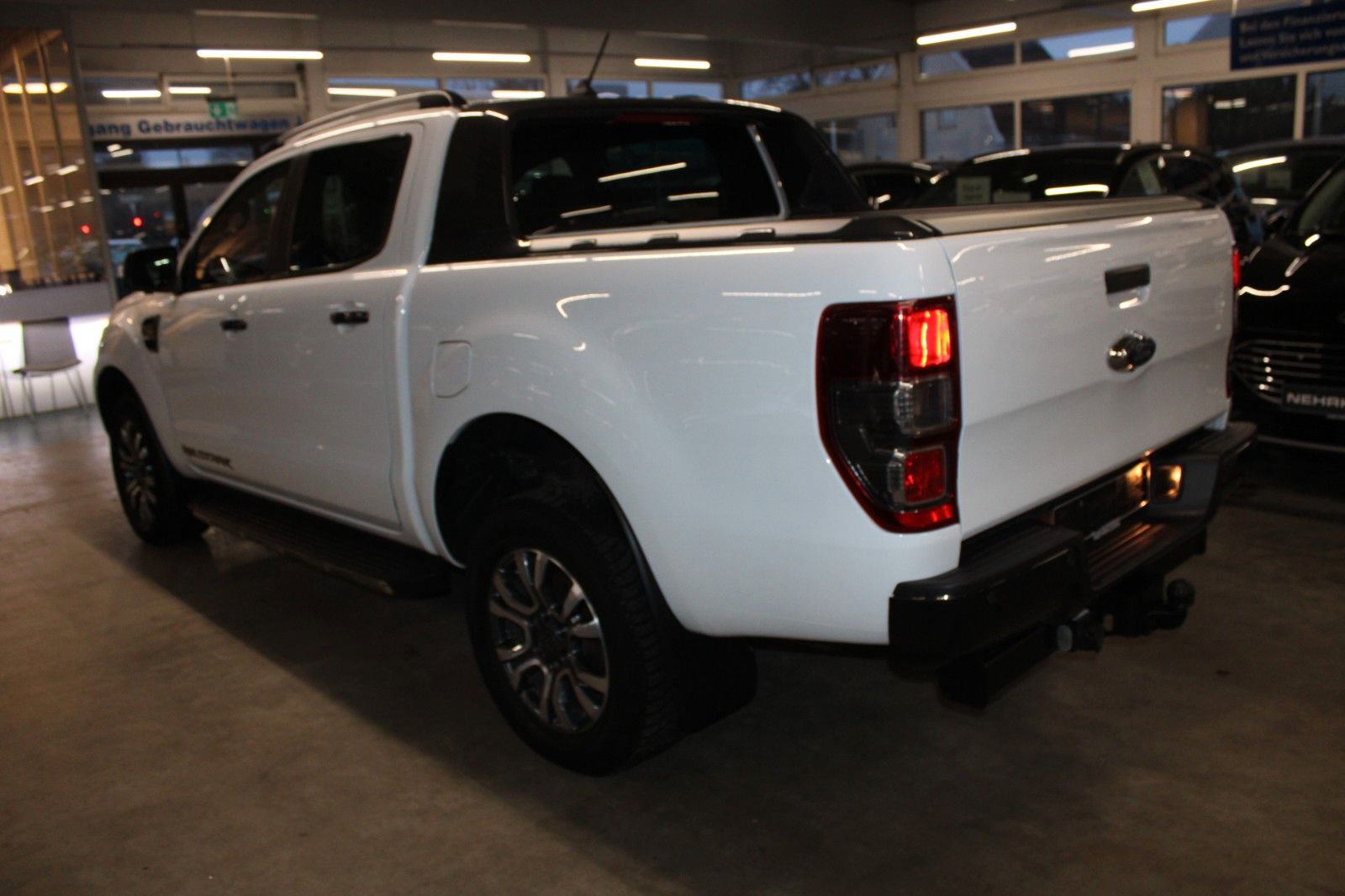 Fahrzeugabbildung Ford Ranger Wildtrak Automatik AHK LED CAM ACC STDHZ