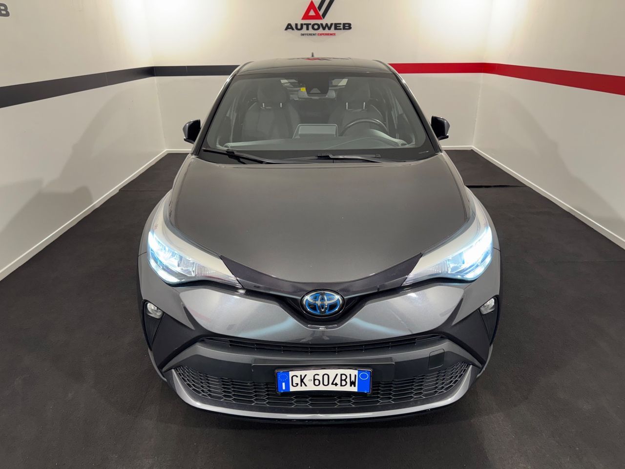 Toyota C-HR 1.8 Hybrid E-CVT Trend imagem 2