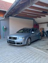 Audi A4 B6 8E 1.8T S-Line - Audi A4 aus 2003: Line