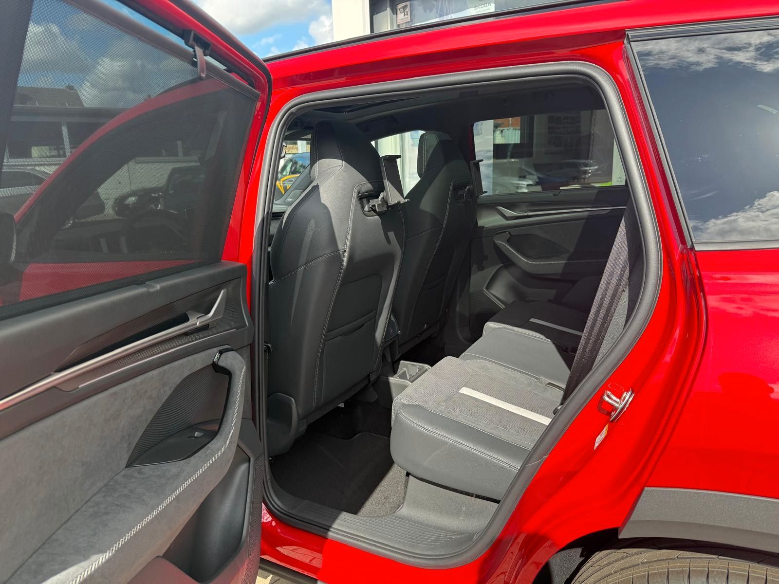 Fahrzeugabbildung SKODA Kodiaq  4x4 Sportline LED NAVI