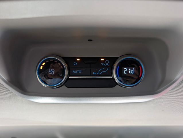 Ford Tourneo Custom Tit. 2.0 L2 NEUES MODELL