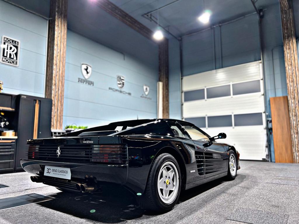 Ferrari Testarossa