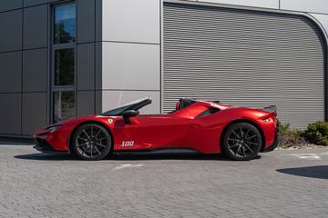 2022 Ferrari SF90 照片 6
