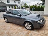 Audi A4 1.9TDI 96kW - - Audi A4 aus 2003: 1.9