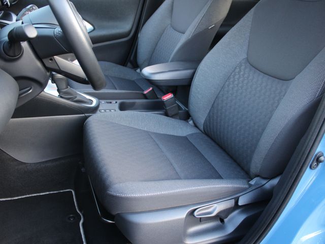 Yaris  Hybrid TeamD LED*Ganzjahresreifen