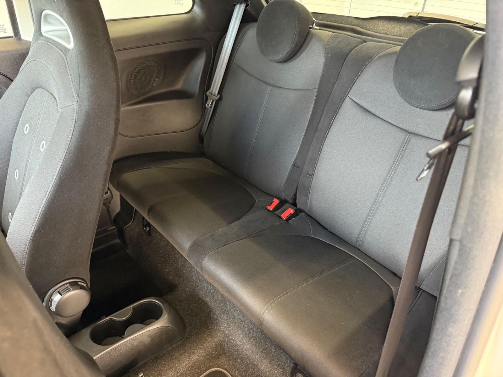 Fahrzeugabbildung Abarth 500 595 Basis, Sky Dome Pano,  Alu Sport,