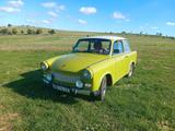 Trabant 601 S de luxe Limousine TÜV NEU BJ... - Trabant 601: De Luxe
