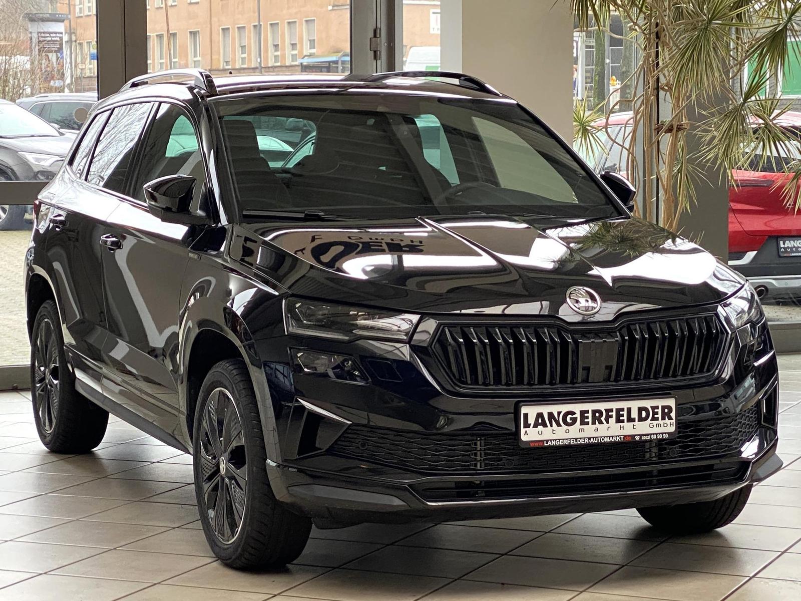 Skoda Karoq Sportline 1,5TSI DSG AHK NAVI ACC CARPLAY
