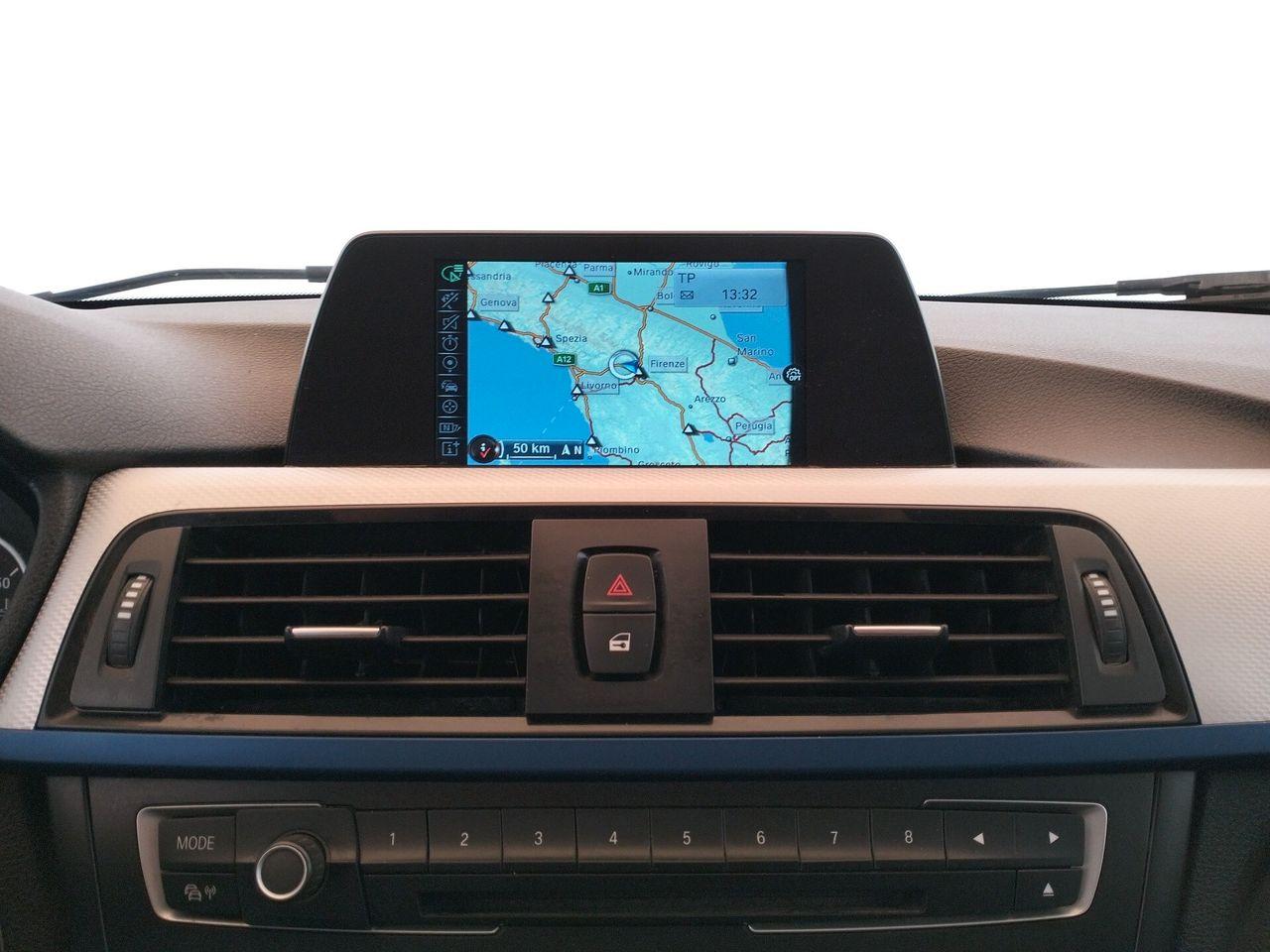 BMW 320 2014 — photo 15