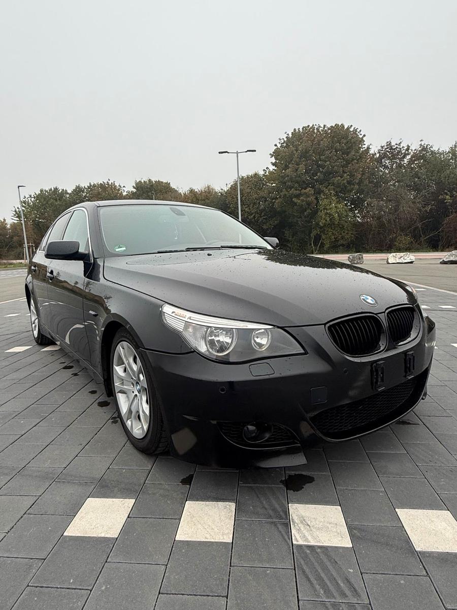 BMW 525