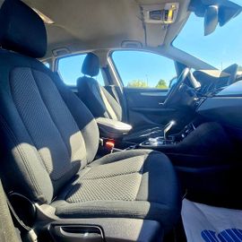 BMW 218 - 10
