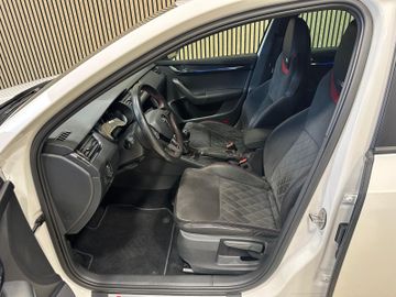 Skoda Octavia - 5