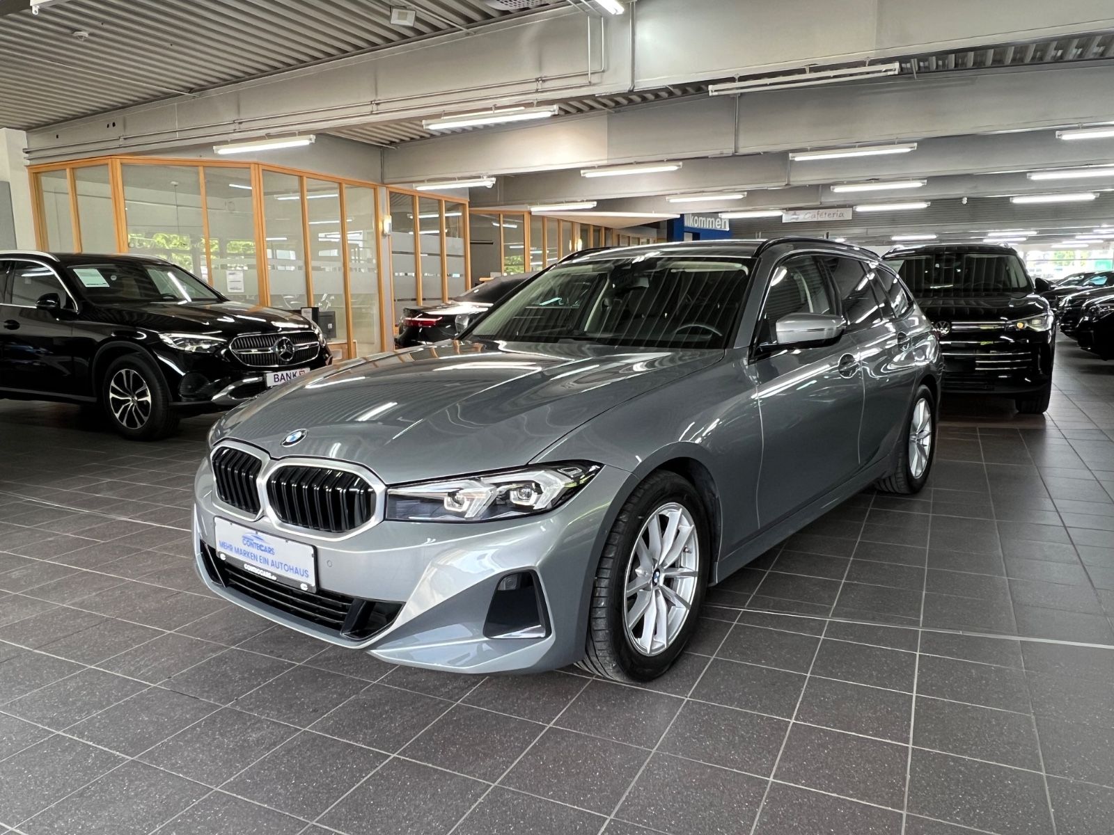 BMW 318d Touring HuD+Spur+HiFi+Park Assist+LED+uvm. foto 2