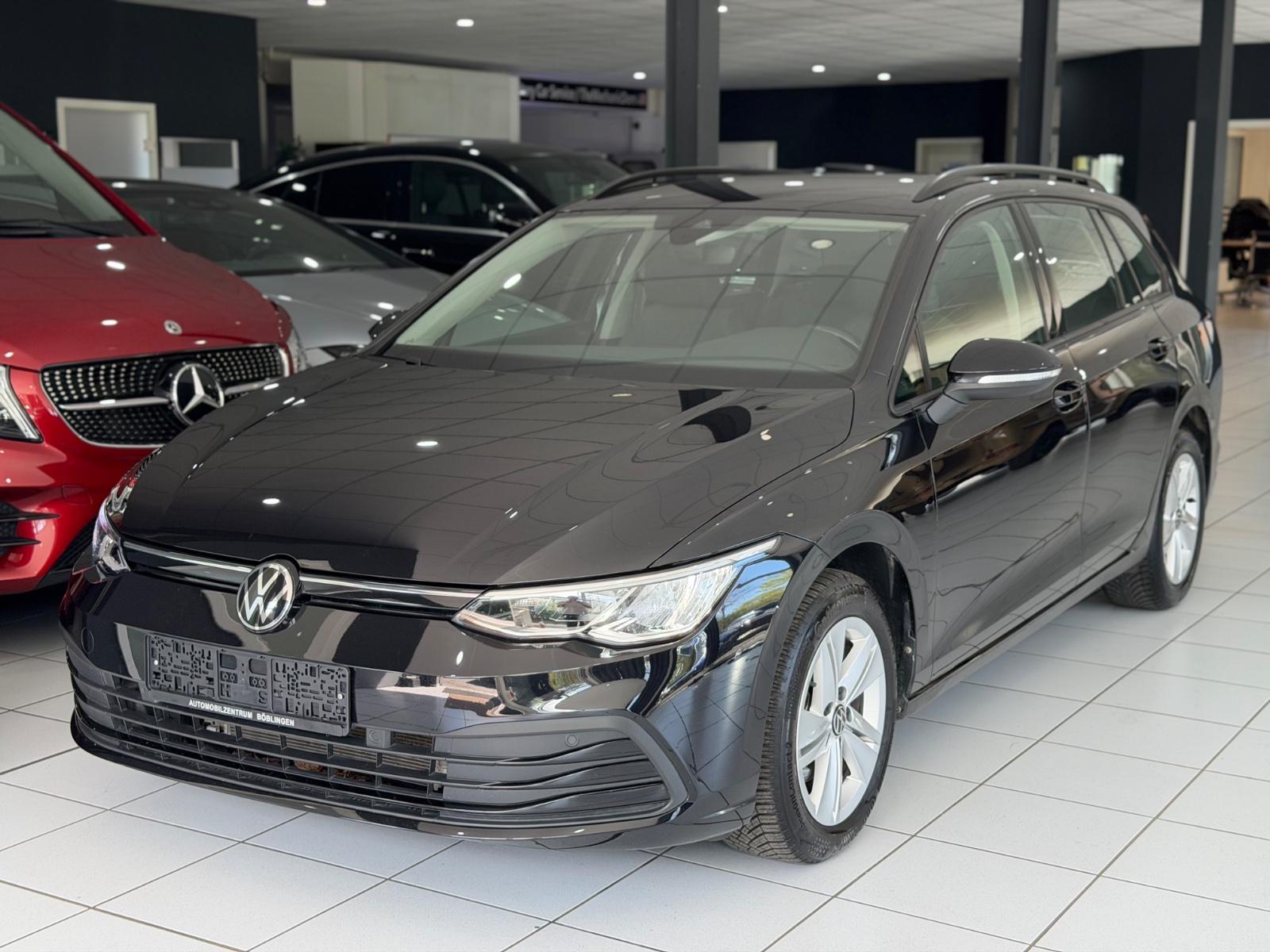 Volkswagen Golf VIII Variant Life eTSI*LED*CARPLAY*AMBIENTE