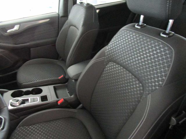 Kuga Hybrid 2.5 Duratec FHEV TITANIUM/RFK/PPS/Na