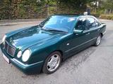 Mercedes-Benz Mercedes w210 E 230 automatik TÜV neu top ... - Mercedes-Benz E 230 von privat