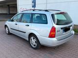 Ford Focus 1.6 Benzin Automatik Getriebe - Ford Focus aus 2000: 1.6