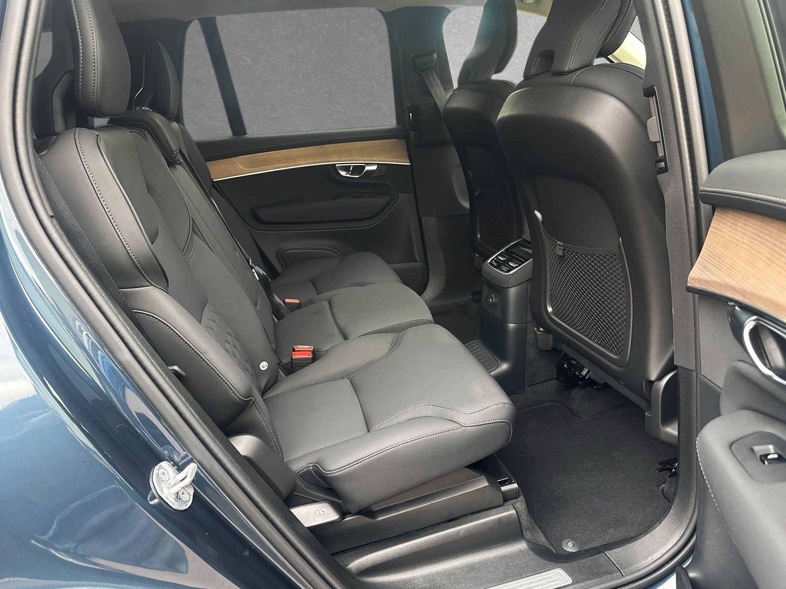 Volvo XC90 T8 AWD Plus Bright 7-Sitzer AHK ACC BLIS foto 5