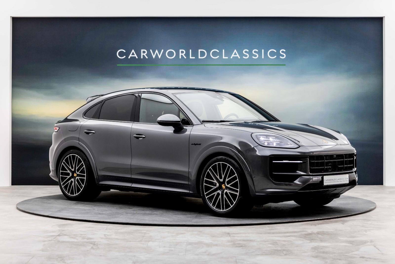 Porsche Cayenne CAYENNE COUPE 3.0 S E-HYBRID | SPORTDESIGN VOLL