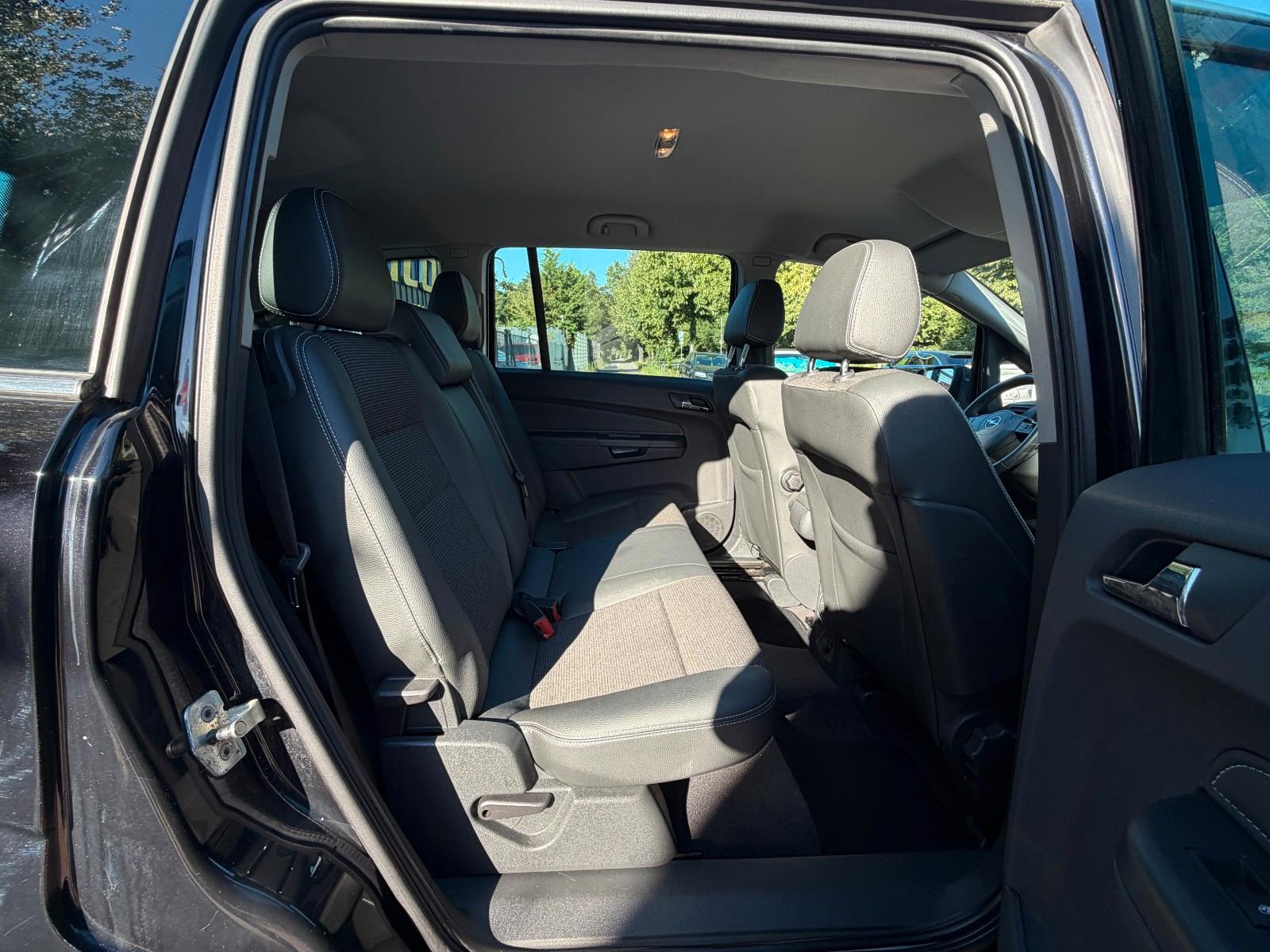 Opel Zafira B Innovation 1.8*Xenon*Klima*Temp*SHZ*PDC