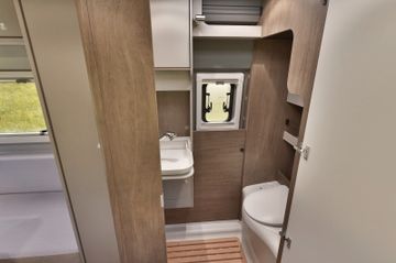 Carado CV 541 PRO NAVI Kamera TV AWT beheizt Bettenbau