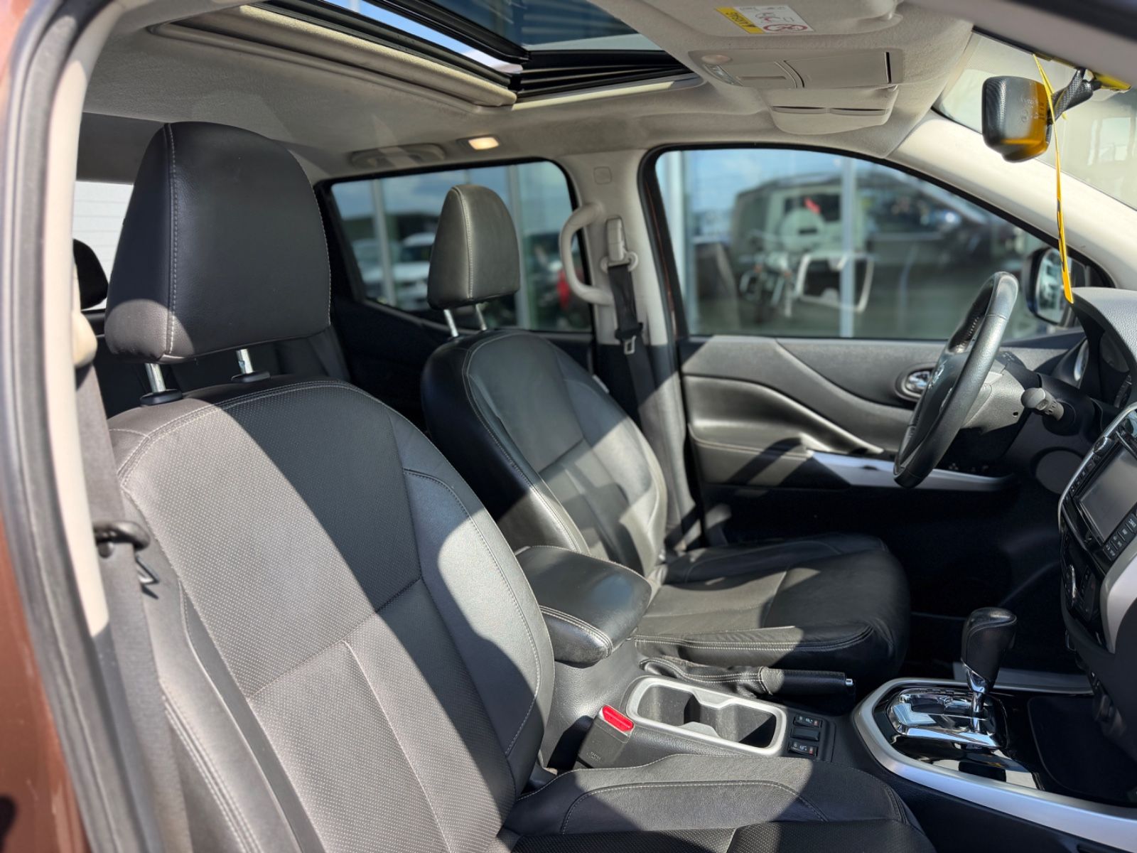 Navara NP300 Tekna Double Cab 4×4 2.3 dci Aut