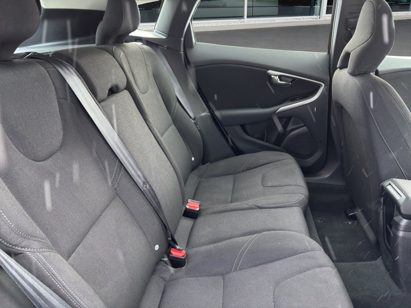 Fahrzeugabbildung Volvo V40 Basis