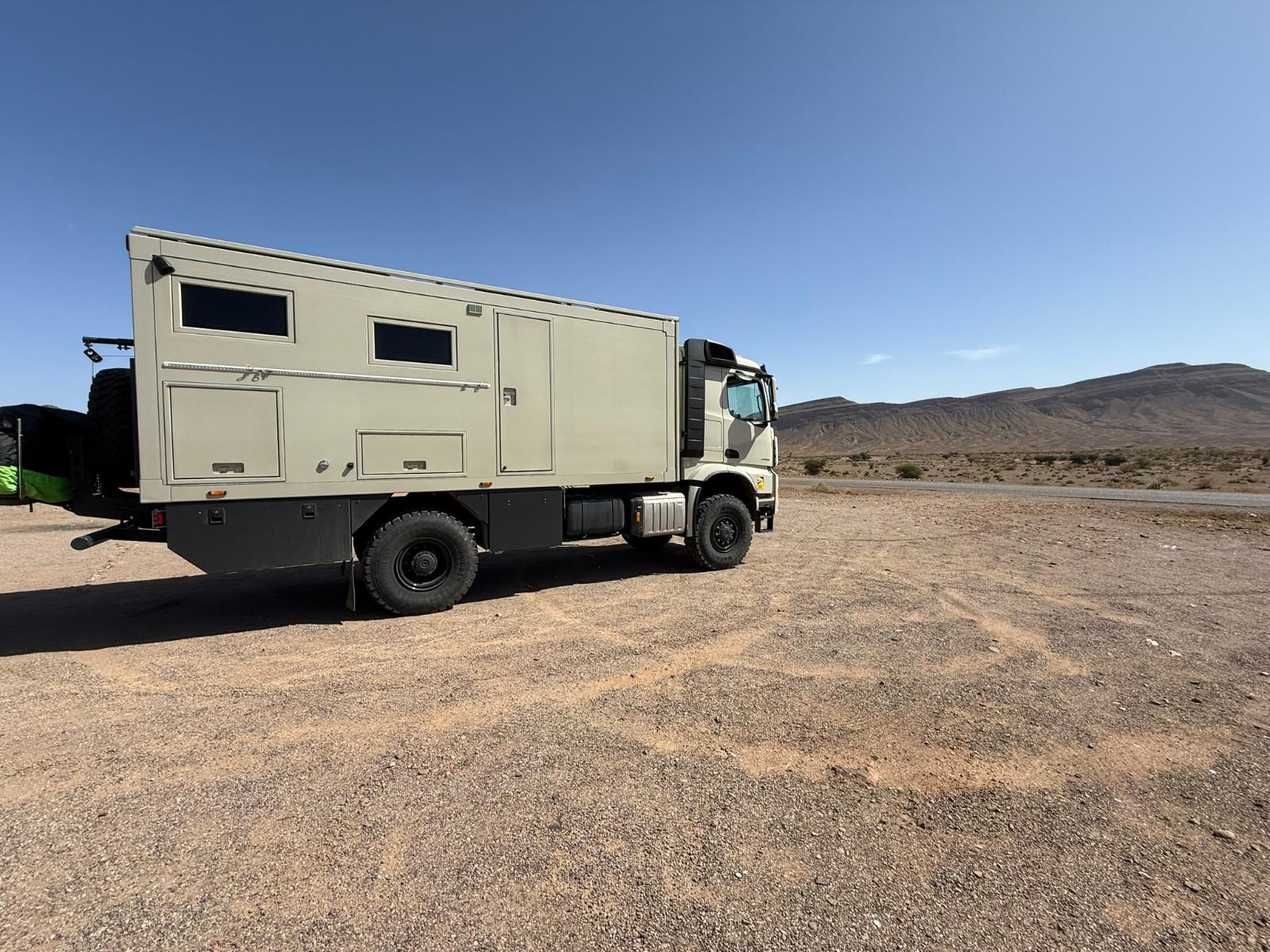 Mercedes-Benz Expeditionsmobil Arocs 4*4