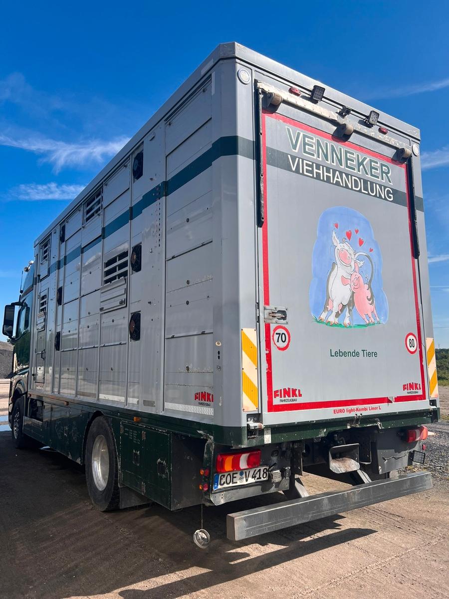 Mercedes-Benz Actros 4 2-Achser 18XX OM471 4x2 Fg