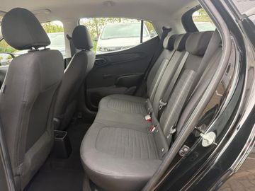 Hyundai I10 49KW67PS AUTOMATIK