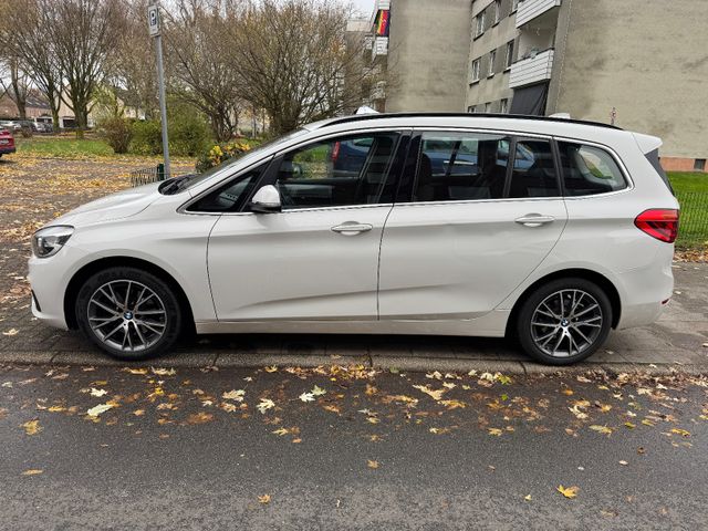 BMW 218d Aut. 7 Sitzer Navi LED