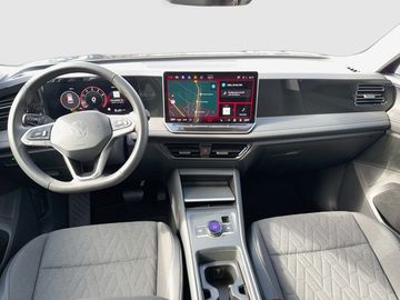 Volkswagen Tiguan - 11