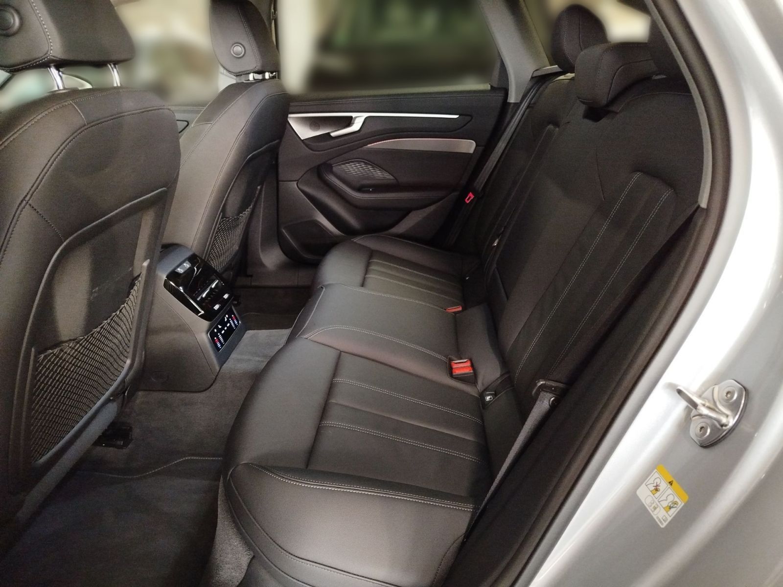 Audi A6 - Bild 11