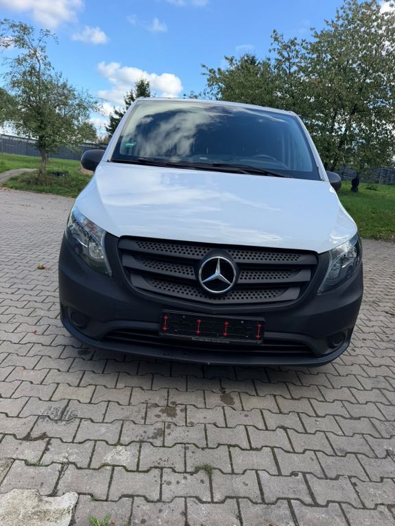 Image of Mercedes-Benz Vito